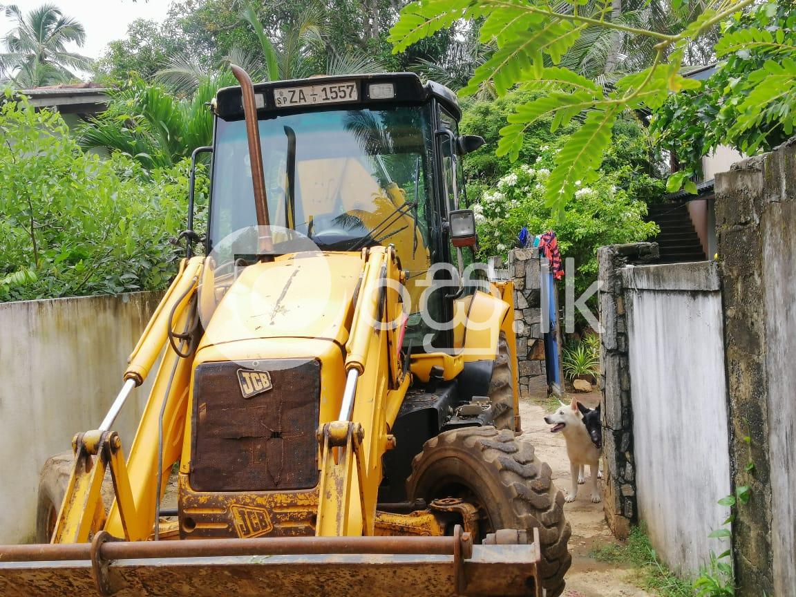 JCB 3CX 2002 Heavy Machinery & Tractors in Ambalangoda