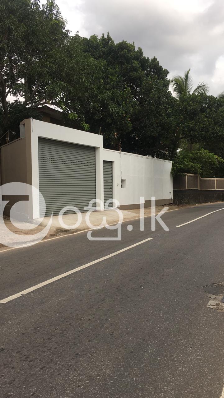 Two story house for sale in Kadawatha Mankada road.  Houses in Kadawatha