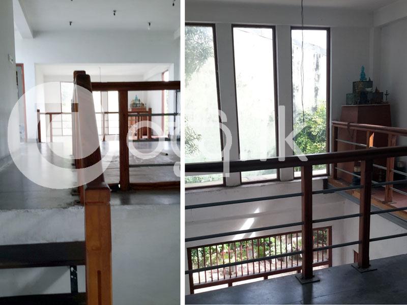 Architect designed Three storied House for Sale in Nugegoda Houses in Nugegoda