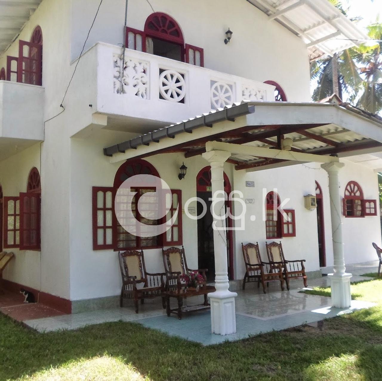 Two story house for sale in Dodanduwa Houses in Hikkaduwa