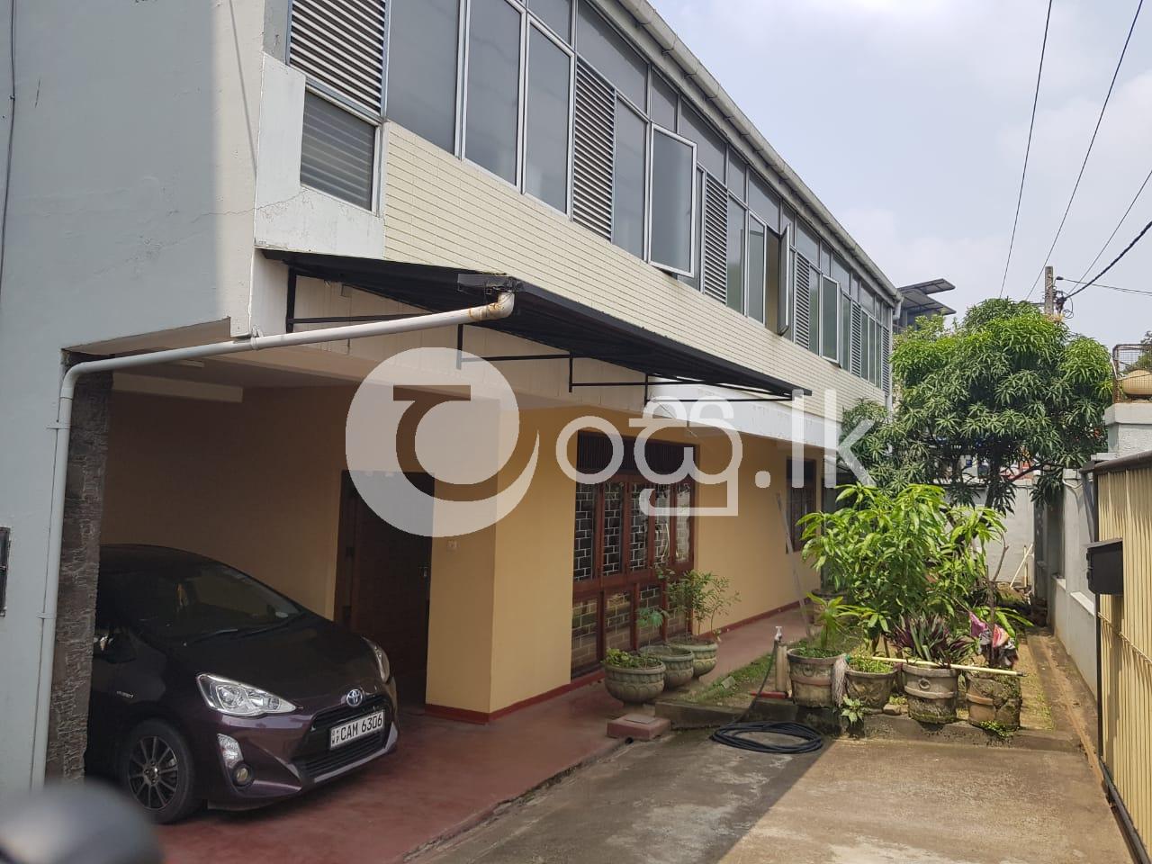 Commercial Land with Building for Sale Commercial Property in Boralesgamuwa