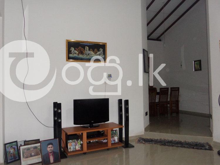 Single Storied House for sale in Ganemulla. Houses in Kadawatha