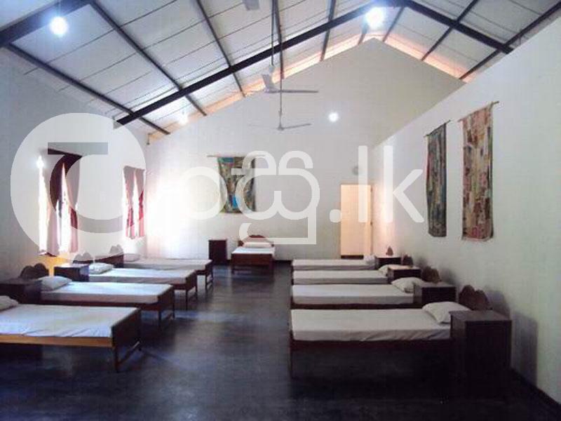 BOUTIQUE HOTEL TYPE BUILDING WITH AN ECO FRIENDLY SURROUNDING FOR SALE IN CHILAW Commercial Property in Puttalam
