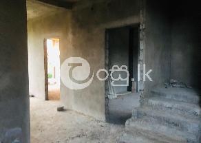 Half done house for sale in Ratmalana