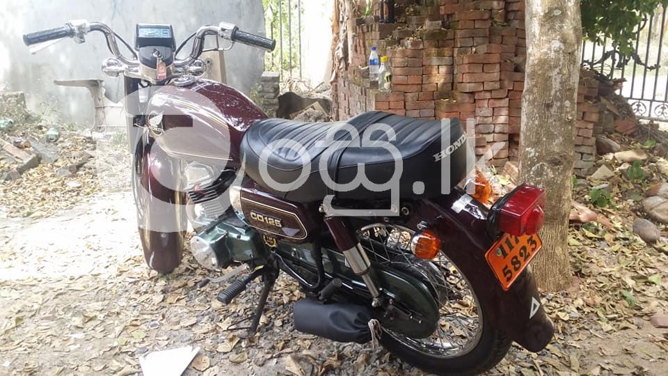 For sell Motorbikes & Scooters in Wennappuwa
