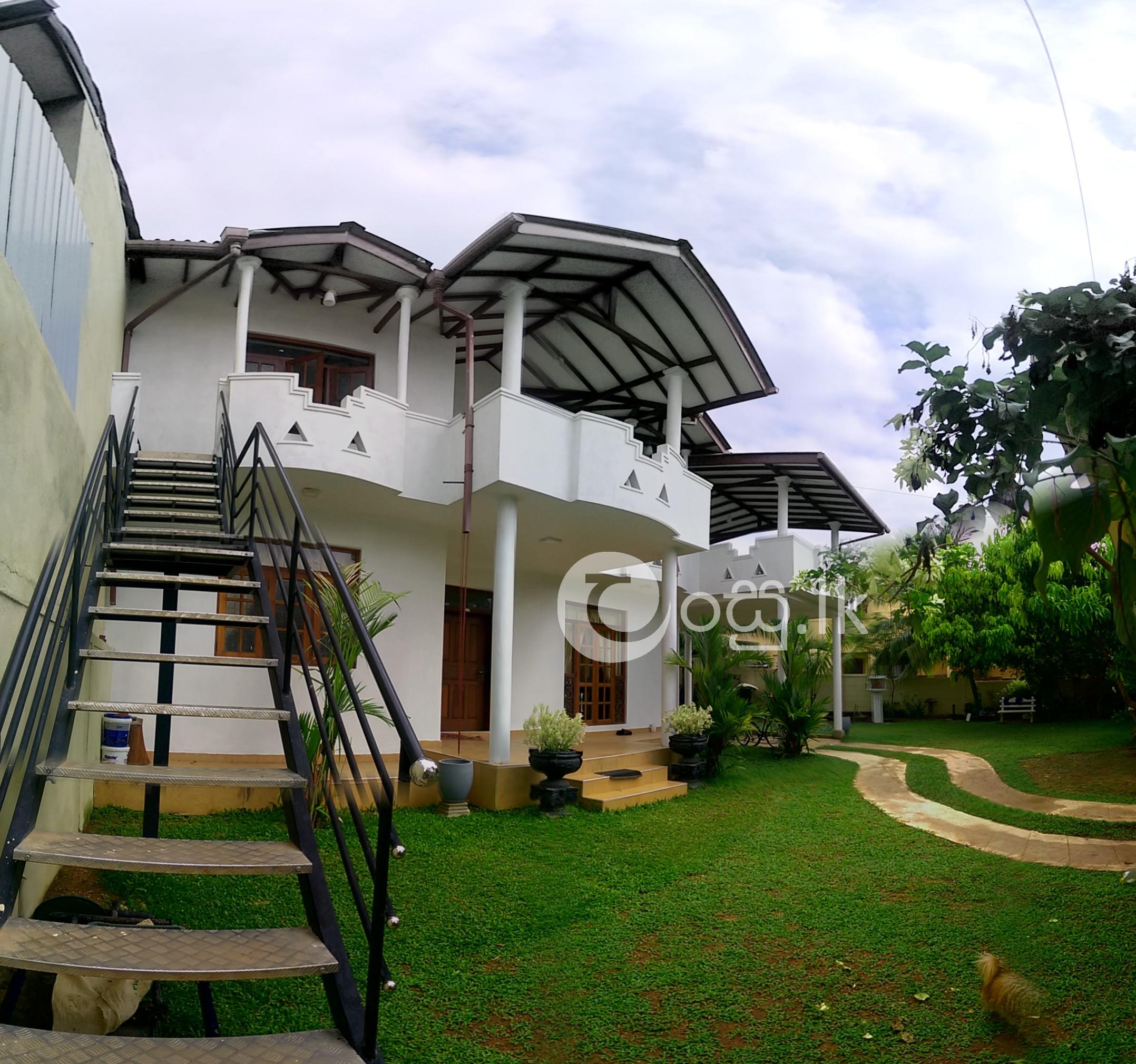 House for sale  Houses in Kotte