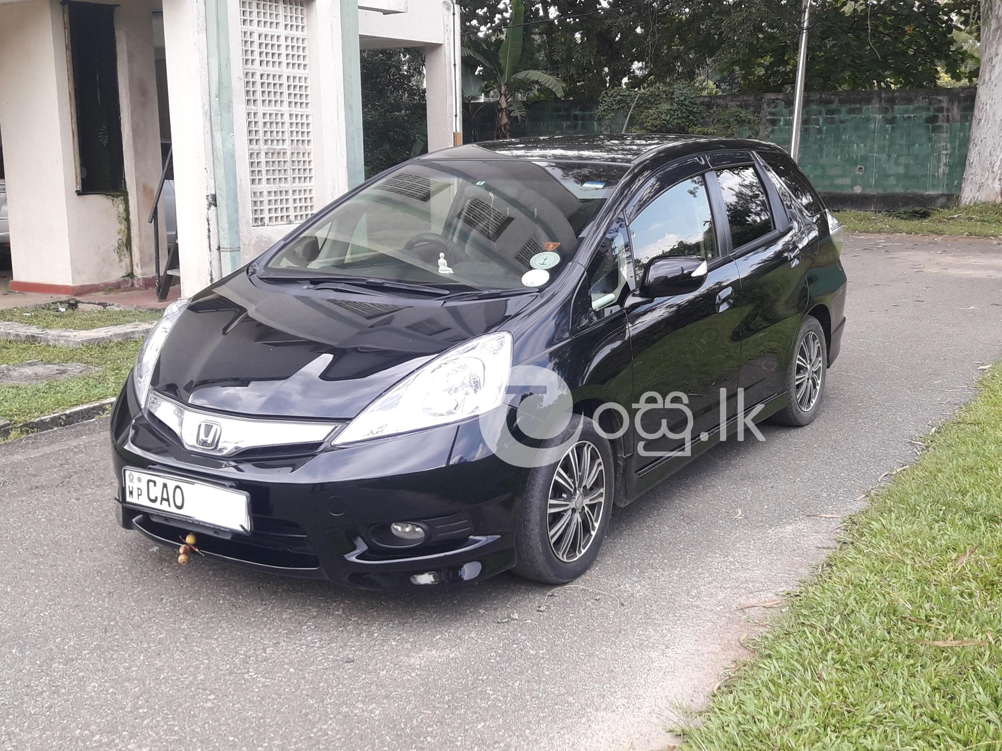 Honda Fit Shuttle Car Cars in Colombo 8