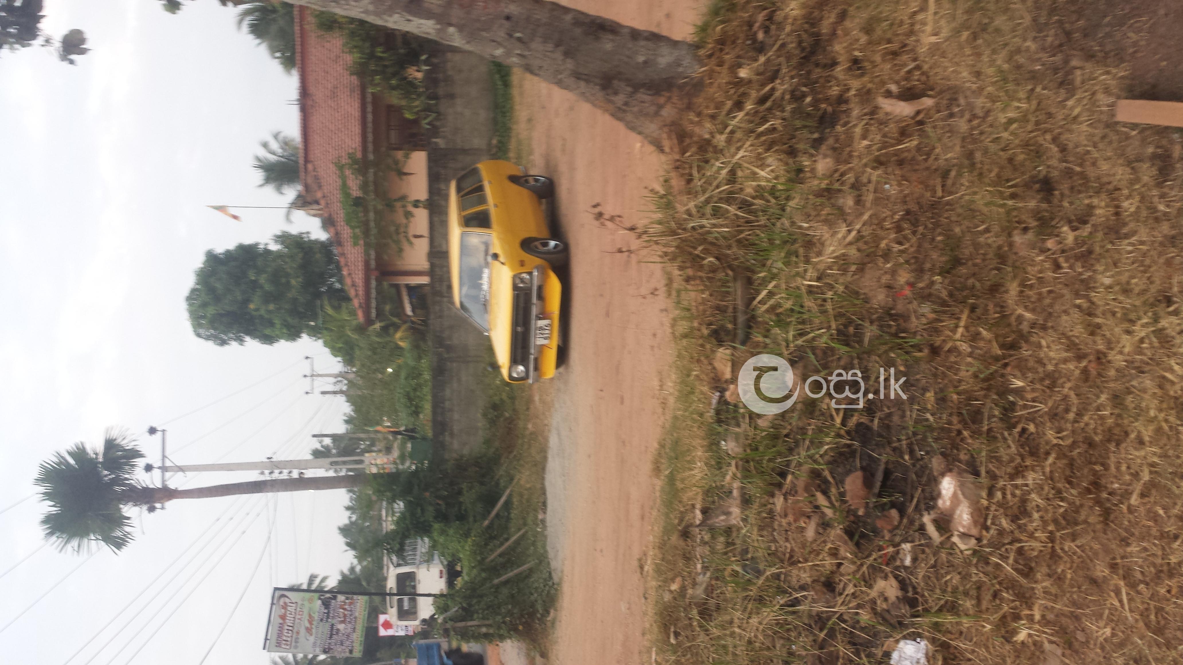 Datsun sunny vb310 Cars in Negombo