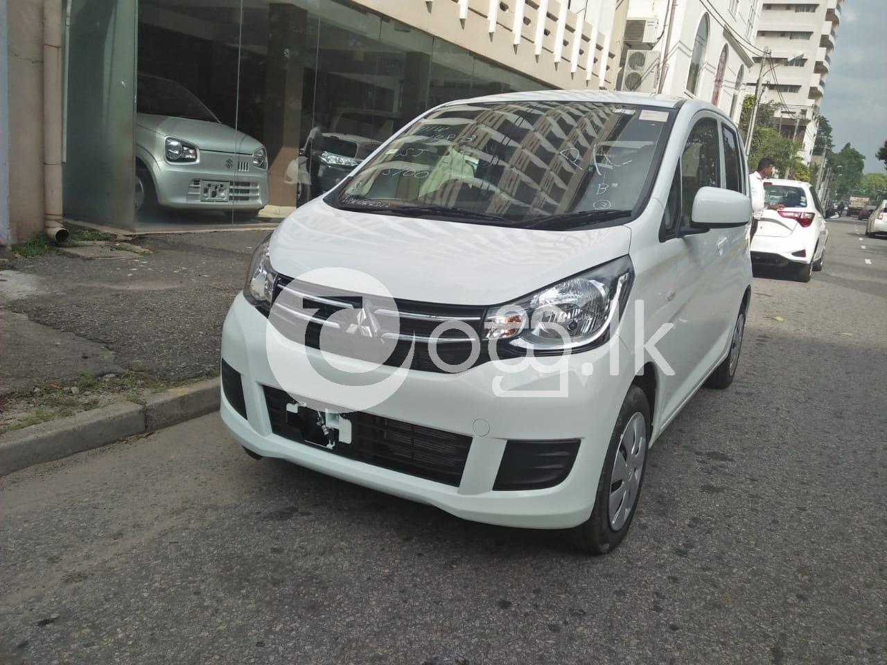 Toyota Axio Cars in Colombo 7