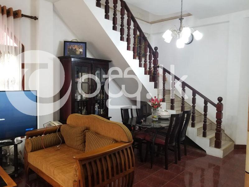 Beautifully House For Sale or Rent in Kaduwela. Houses in Kaduwela