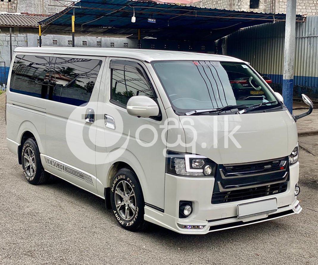 Toyota KDH dark prime Limited cobra face Vans, Buses & Lorries in Gampaha