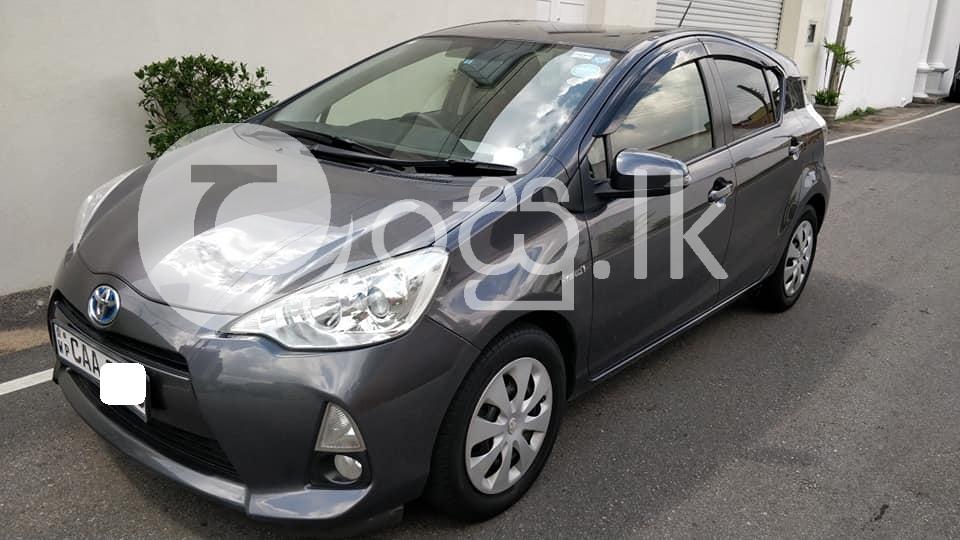 TOYOTA AQUA Cars in Mount Lavinia