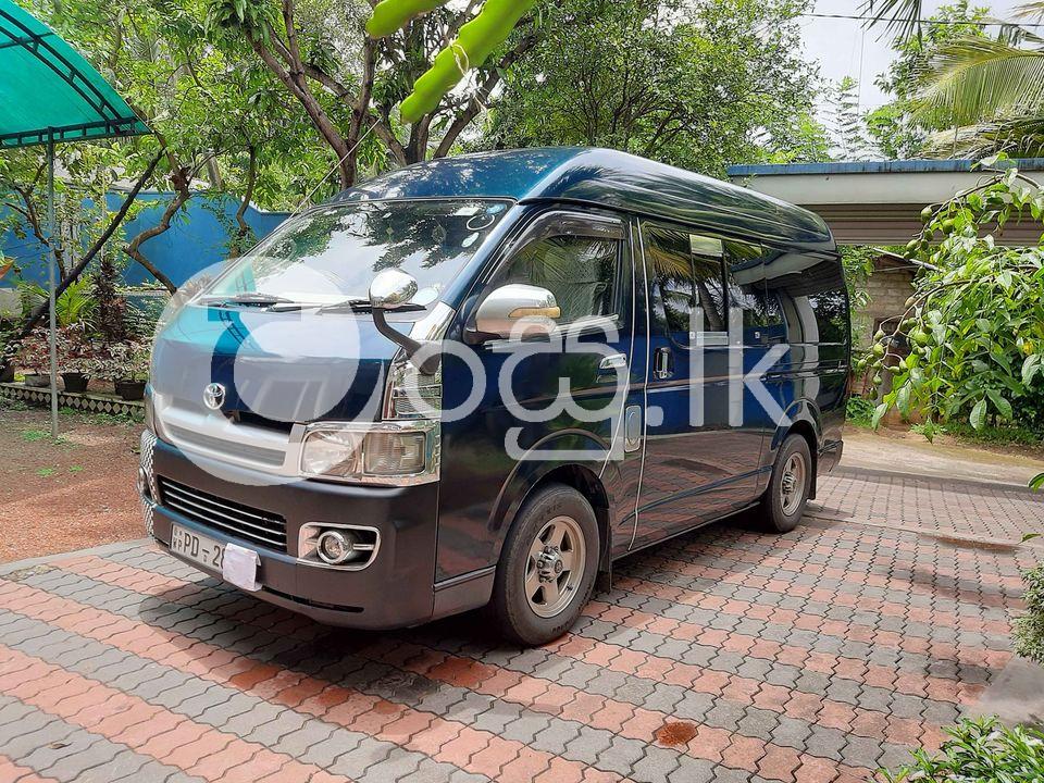 Toyota KDH 200 Vans, Buses & Lorries in Kalutara