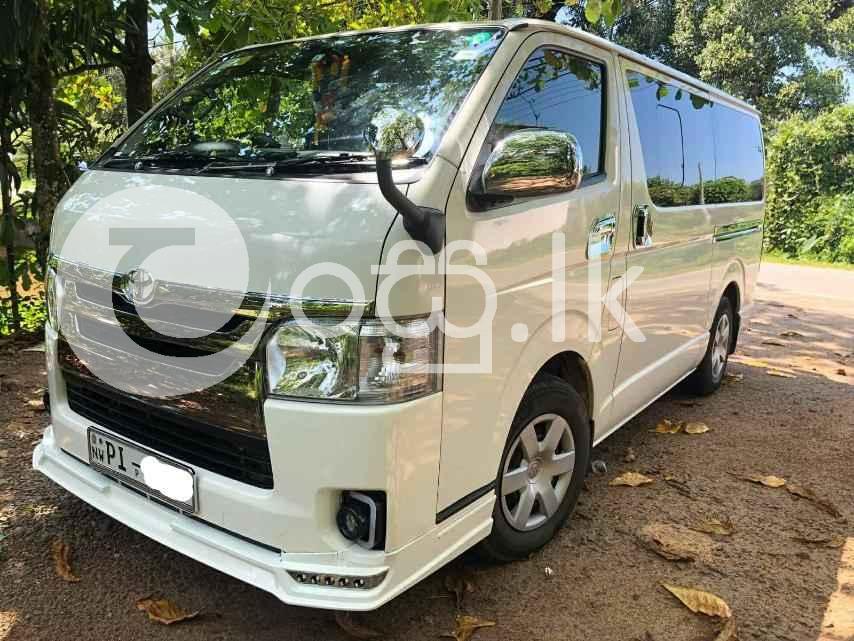 Toyota KDH TRH 200 2014 Vans, Buses & Lorries in Matugama