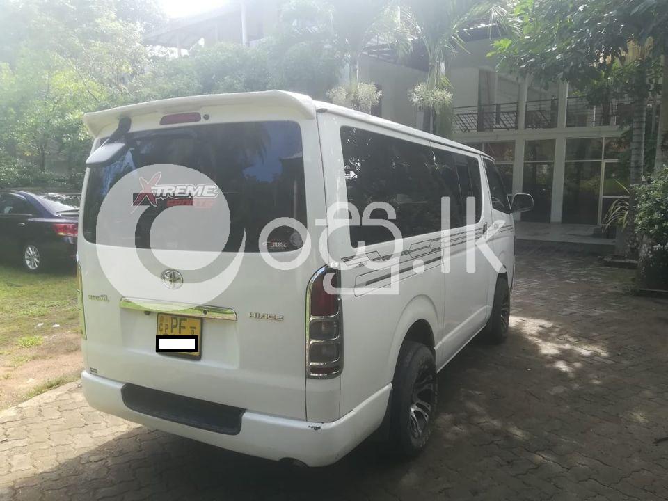 Toyota KDH 205 Vans, Buses & Lorries in Matara