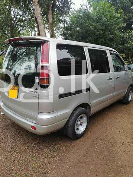 Toyota Noah for sale Vans, Buses & Lorries in Colombo 1