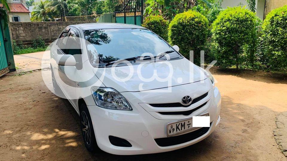 Toyota Belta colombo Cars in Colombo 1