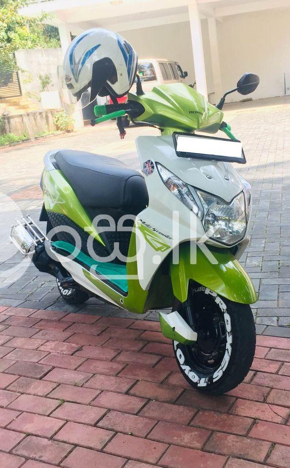 Honda Dio 2016 Motorbikes & Scooters in Matale