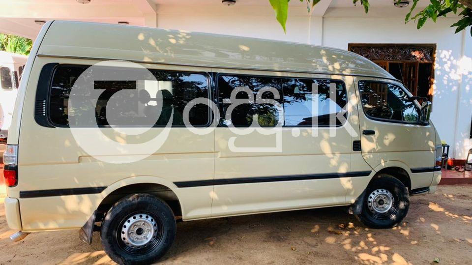 Toyota Hiace Dolphin GL Vans, Buses & Lorries in Negombo