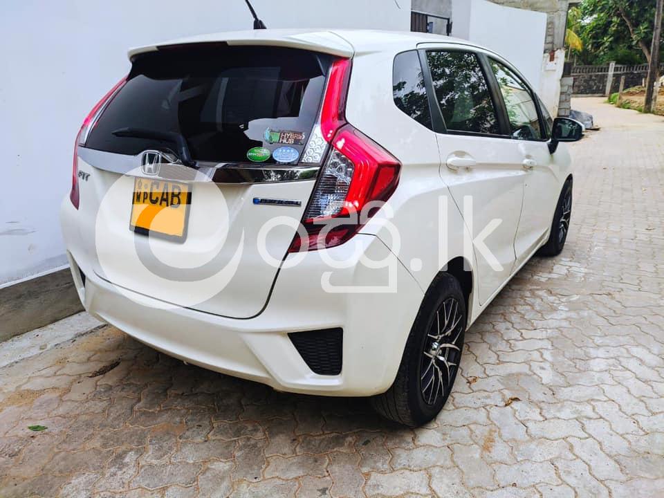 HONDA FIT GP5 mount Lavinia Cars in Mount Lavinia