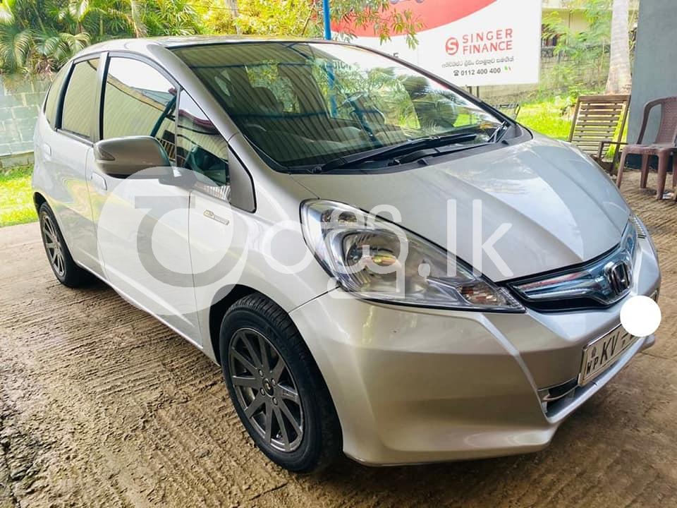 Honda fit Gp1 in negombo gampaha Cars in Negombo