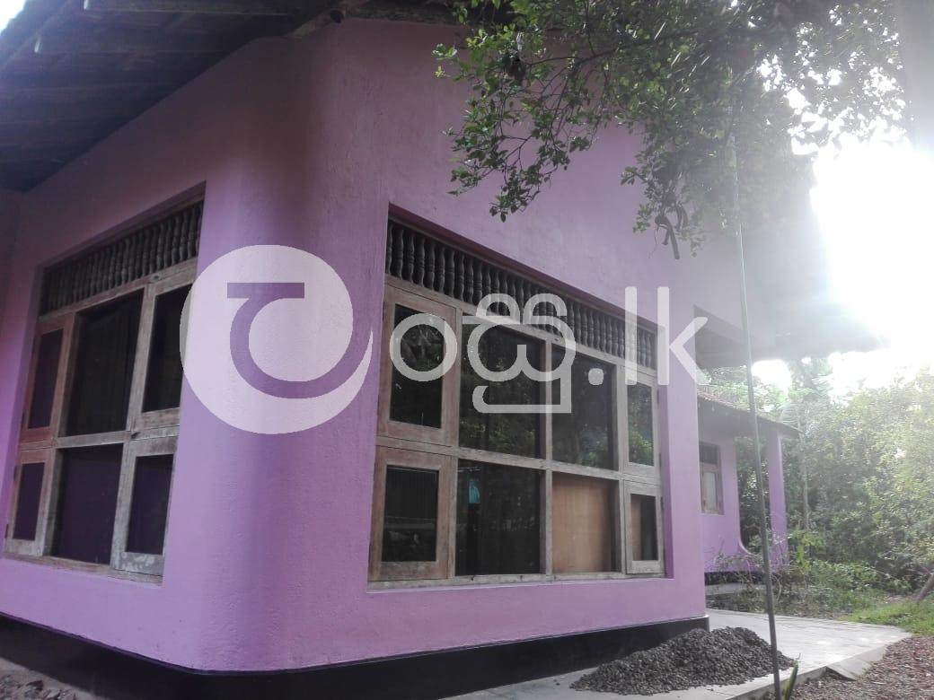 House For sale in Ambalangoda Houses in Ambalangoda