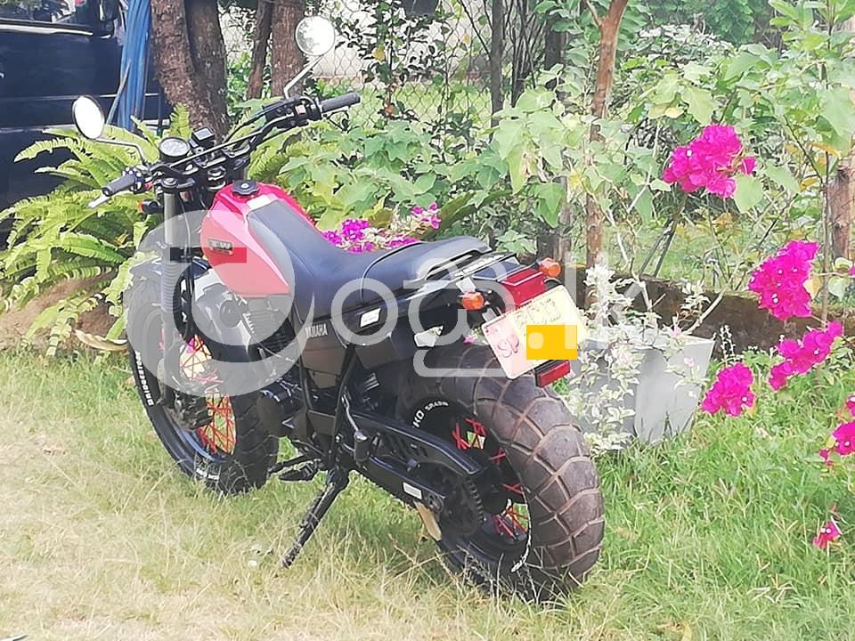 Yamaha tw 225 ( 2015) Motorbikes & Scooters in Negombo