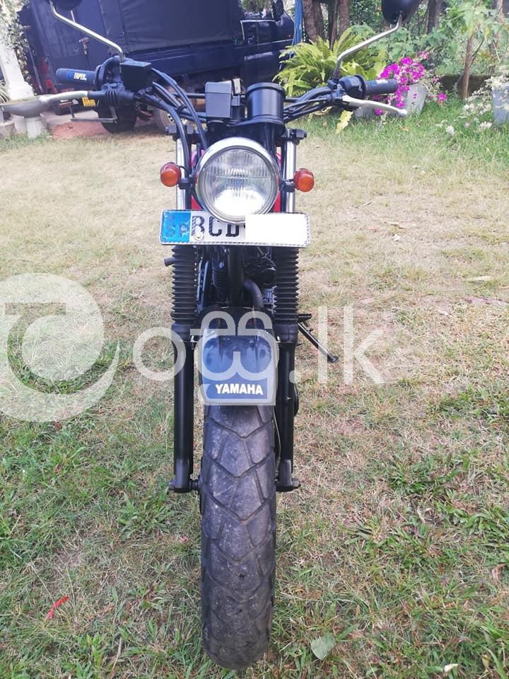 Yamaha tw 225 ( 2015) Motorbikes & Scooters in Negombo