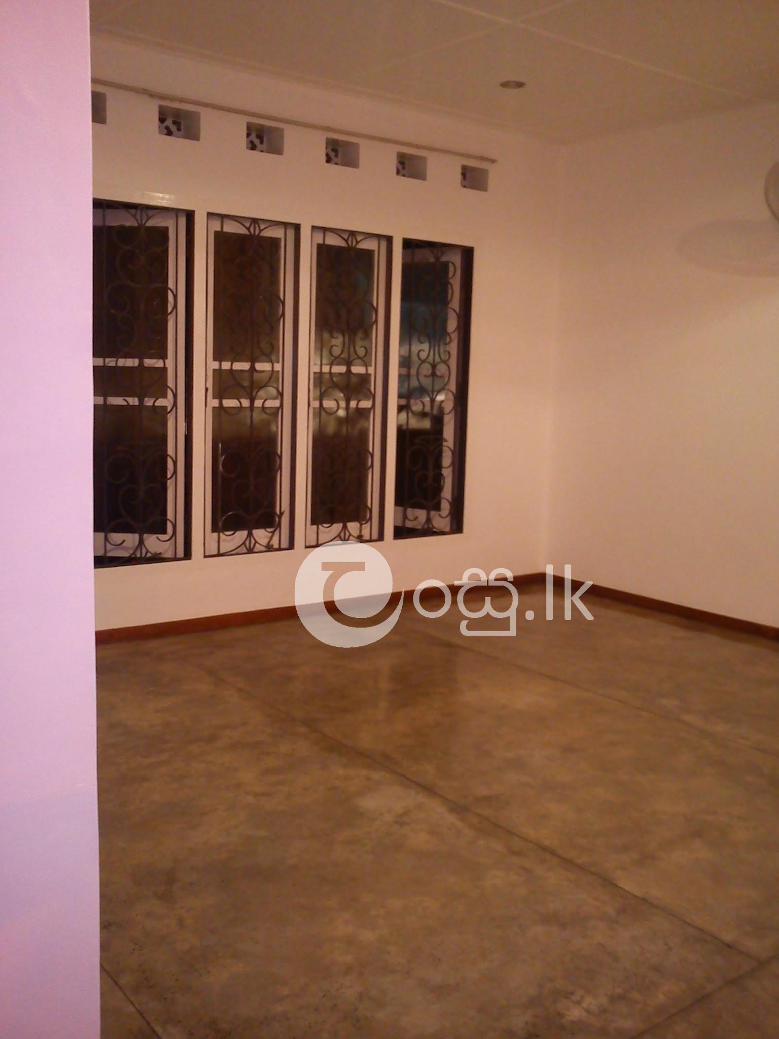 House for sale  Houses in Nugegoda