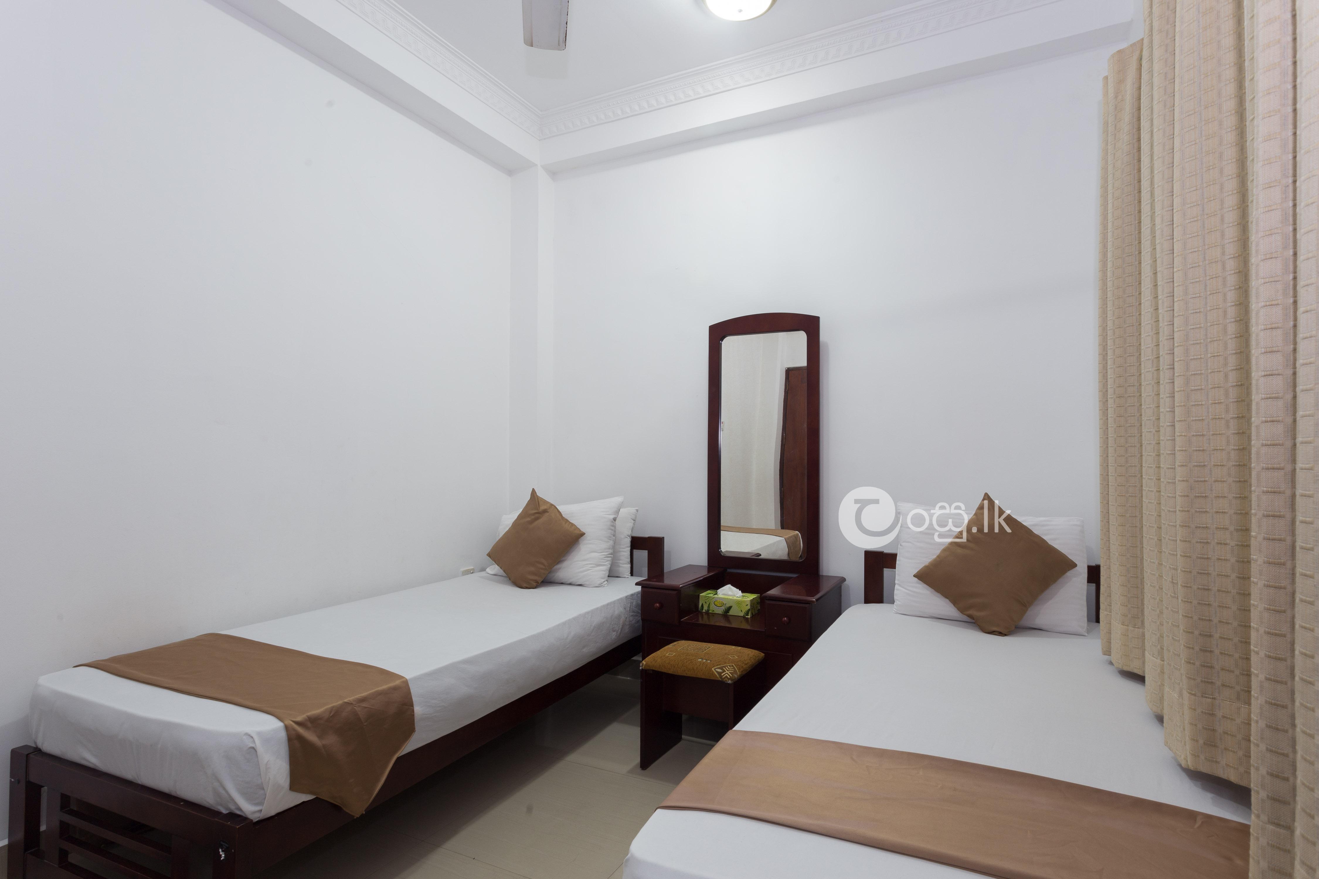 2BR apartment @ col 4 Apartments in Colombo 4