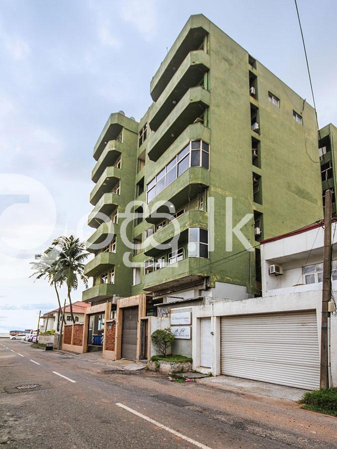 3BR Apartment @ col 3 Apartments in Wadduwa