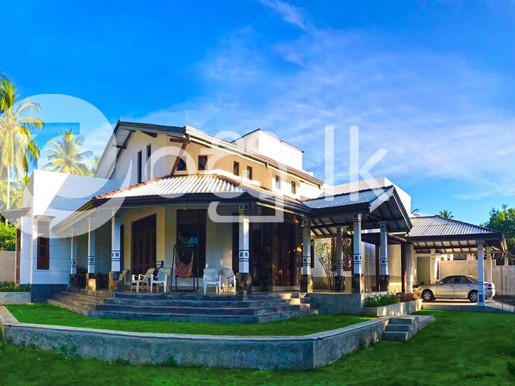 Luxury Brand New House in Kurunegala Houses in Kurunegala