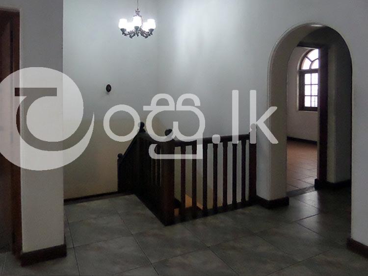 Two Storied House in Wellawatte Houses in Colombo 6