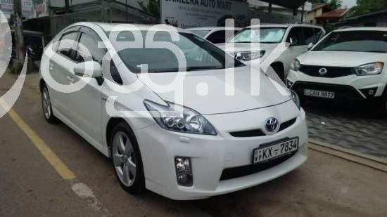 Toyota Prius S Cars in Nugegoda