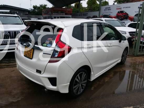 Honda FIT GP5 Cars in Nugegoda