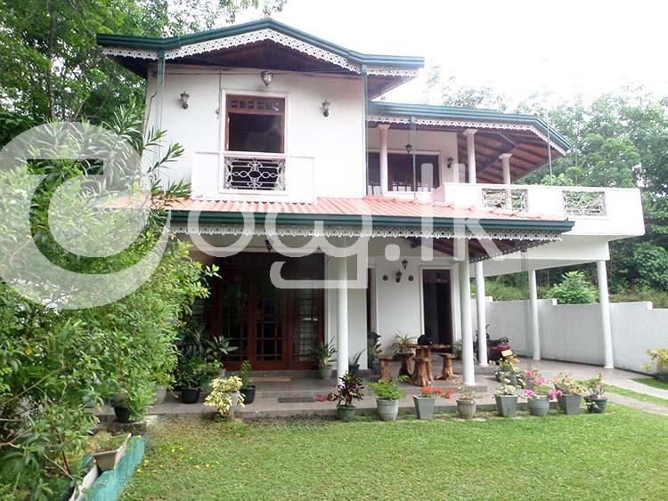 Two Storied House near Gampaha Houses in Gampaha