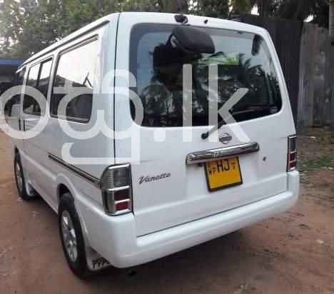 Nissan Vannet Vans, Buses & Lorries in Dehiwala